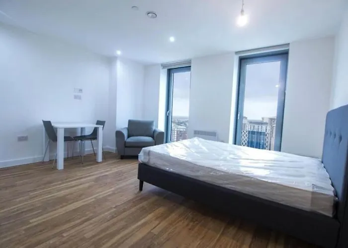 Luxury Near Media City